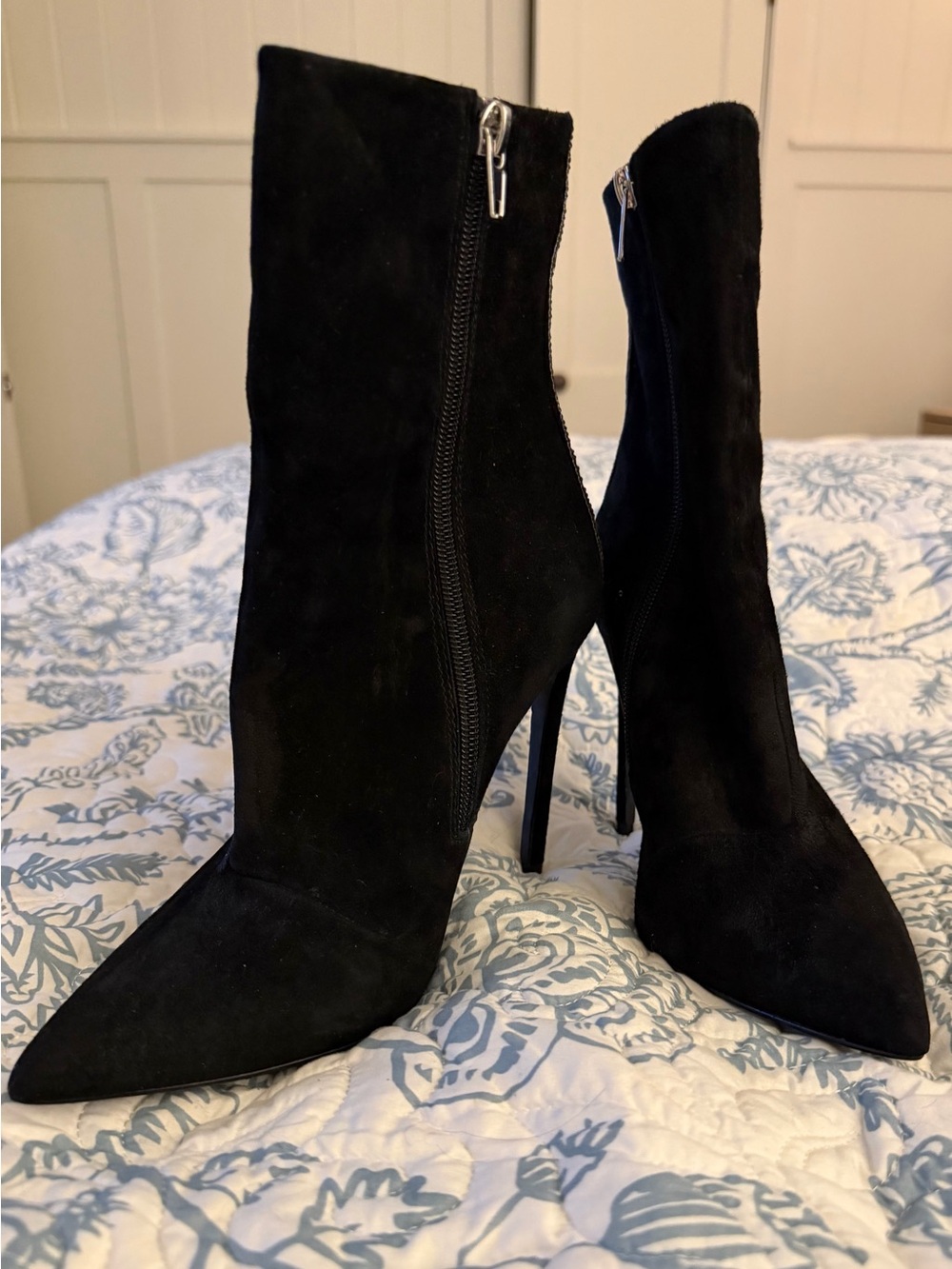 Steve Madden Black Suede Pointed-Toe Stiletto Ankle Booties